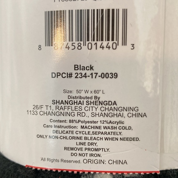 Target BP Christmas Woven Throw Blanket - Picture 4 of 6